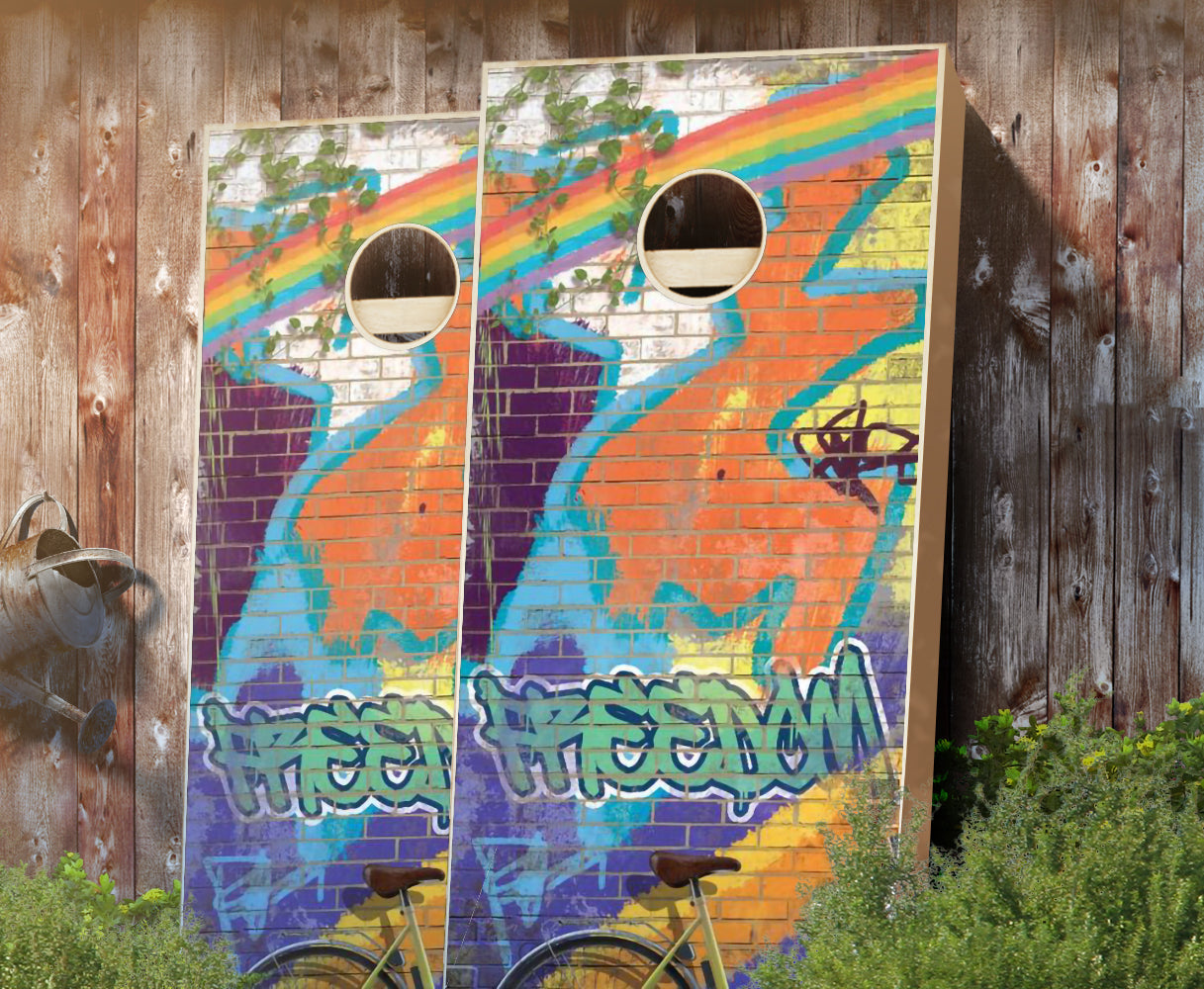 507-GraffitiFreedom-cornhole-set
