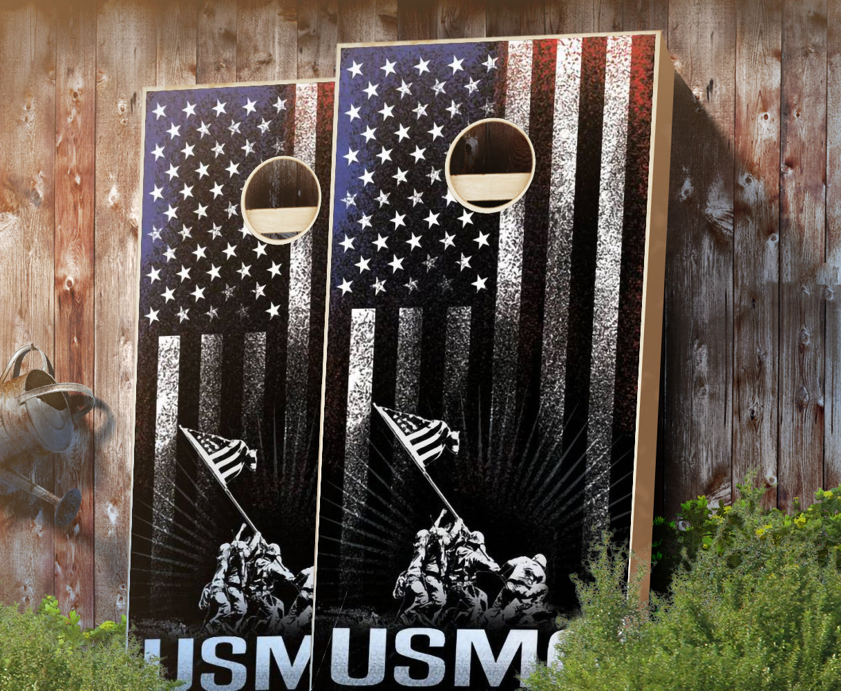 507-USMCHangingStripes-cornhole-set