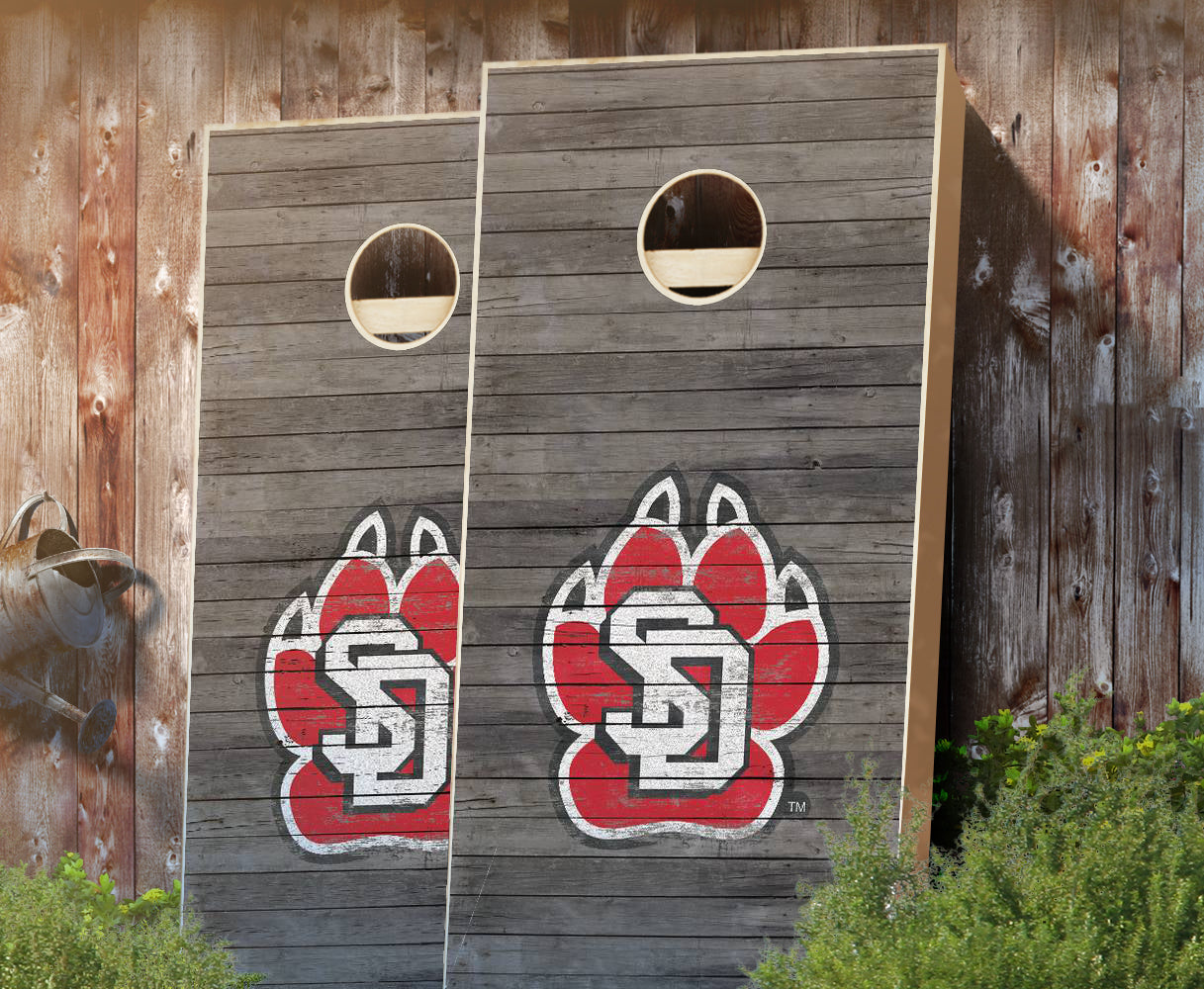 510-SouthDakotaDistressed-cornhole-set